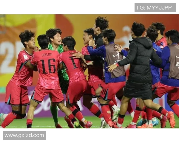 2004年亚洲杯中国队对阵伊朗队的经典对决回顾与精彩瞬间分析 2004年亚洲杯中国队对阵伊朗队的经典对决回顾与精彩瞬间分析