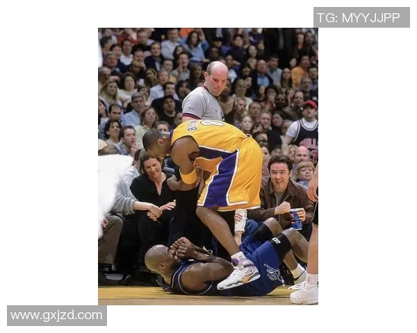 乔丹与科比巅峰对决最后一战回顾传奇球星的荣耀与遗憾 乔丹与科比巅峰对决最后一战回顾传奇球星的荣耀与遗憾