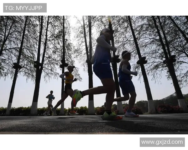 深圳攀岩队在马拉松大满贯中的速度表现分析与点评